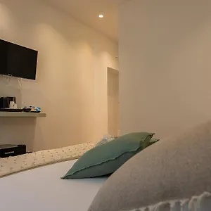  Bed & Breakfast Brezza Marina Italia
