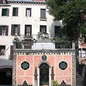 ** Hotel San Fantin Italia